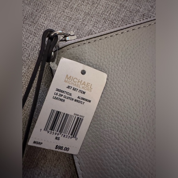 NWT Michael Kors Jet Set Large Zipped Leather MK Clutch Wristlet Wallet - Picture 4 of 10